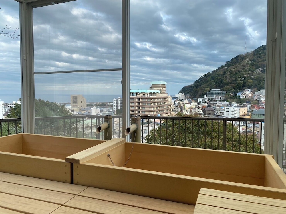 ラグジュアリー ヴィラ バルコニー シービュー バスルーム2 | Villa Mare Atami