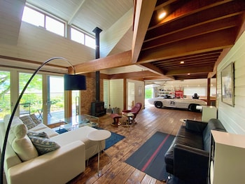 GARDEN SHED