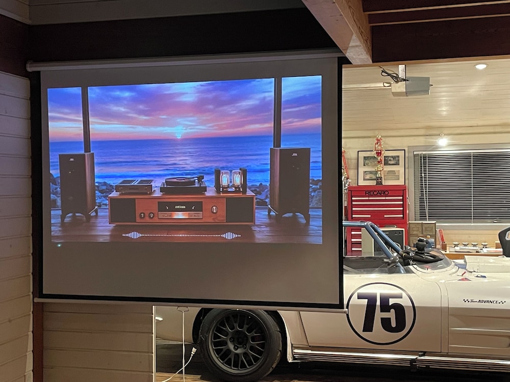 ラグジュアリー コテージ 4 ベッドルーム キッチン ガーデンビュー リビング エリア4 | GARDEN SHED