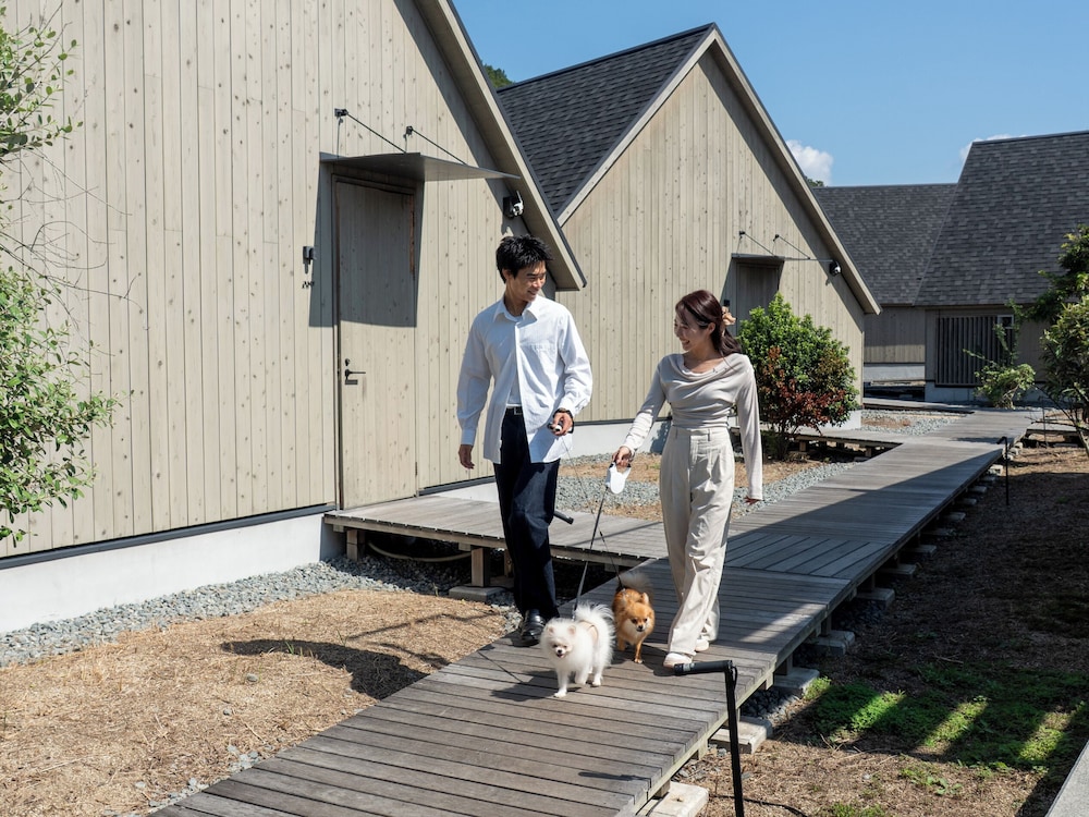 Standard with dog, Non Smoking | Lazy Inn.