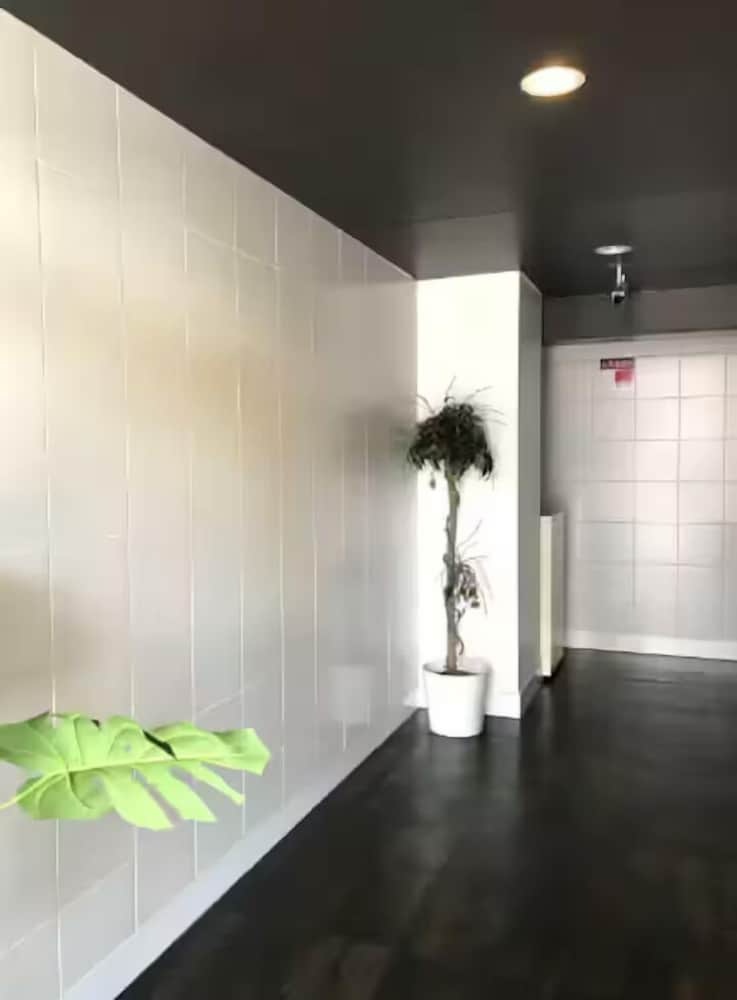 内部エントランス1 | 新大阪グランドハイツ 301 内部エントランス1 | 新大阪グランドハイツ 301