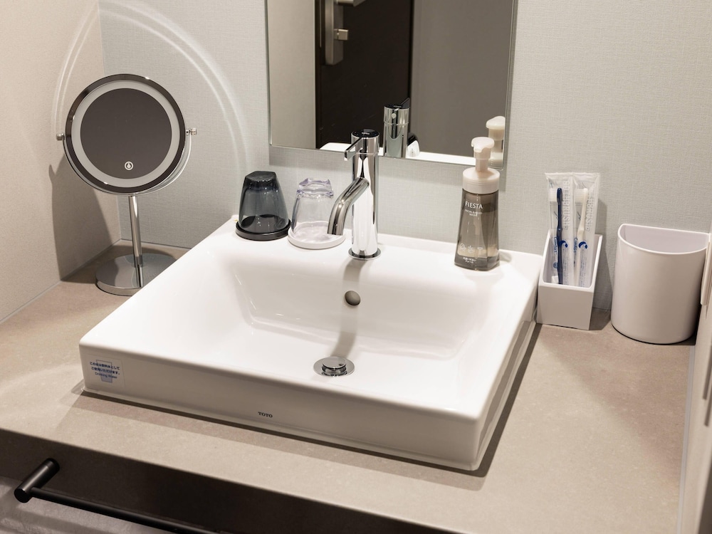 エコノミールーム クイーンベッド 1 台 禁煙 客室5 | コンフォートホテル ERA 札幌北口