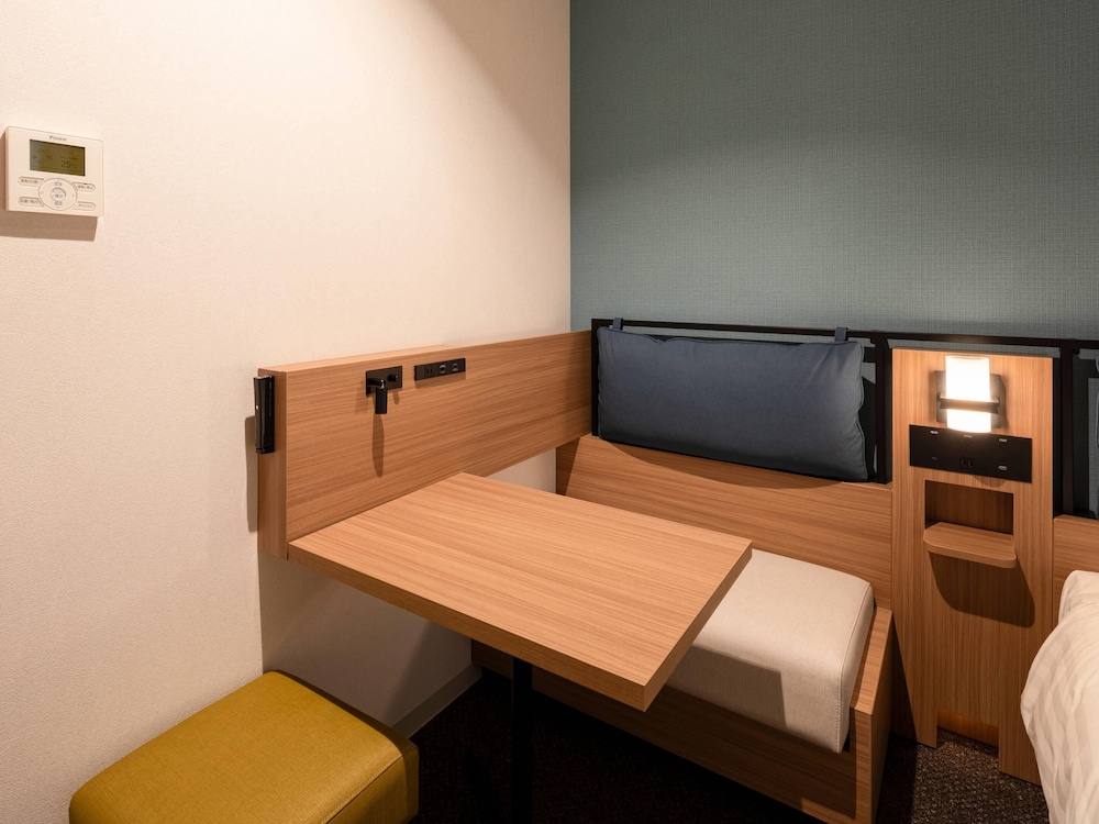 スタンダード ルーム ダブルベッド 1 台 禁煙 客室4 | コンフォートホテル水戸