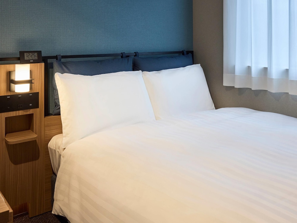 スタンダード ルーム ダブルベッド 1 台 禁煙 | コンフォートホテル水戸