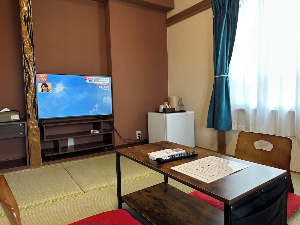 和風トリプルルーム 客室24 | ゲストハウス柊