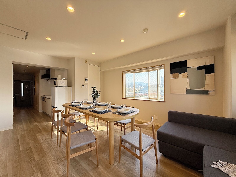 ラグジュアリー アパートメント | Grandeur Hamamoto