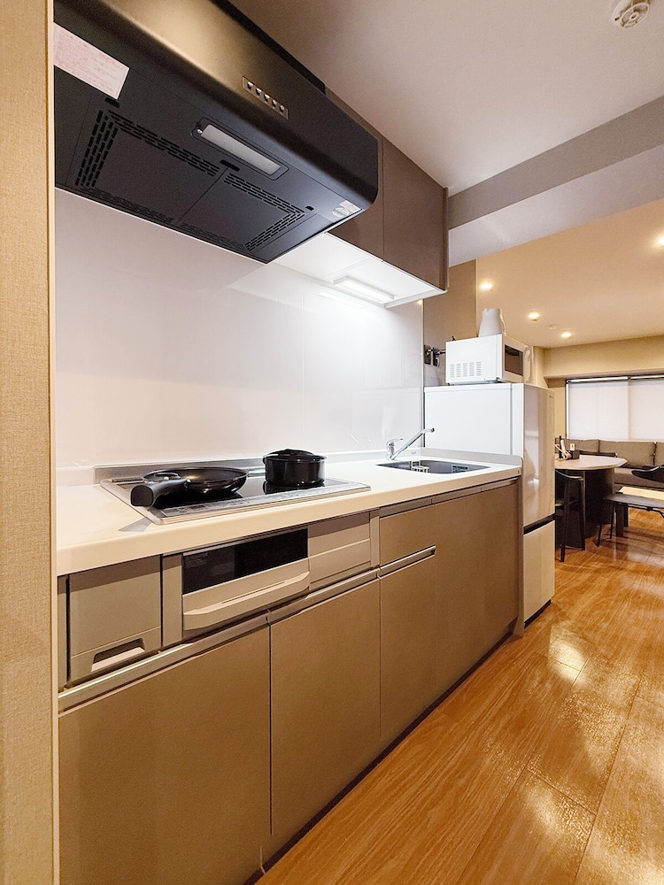 パノラミック アパートメント バルコニー リバービュー 専用キッチン0 | Grandeur Hamamoto