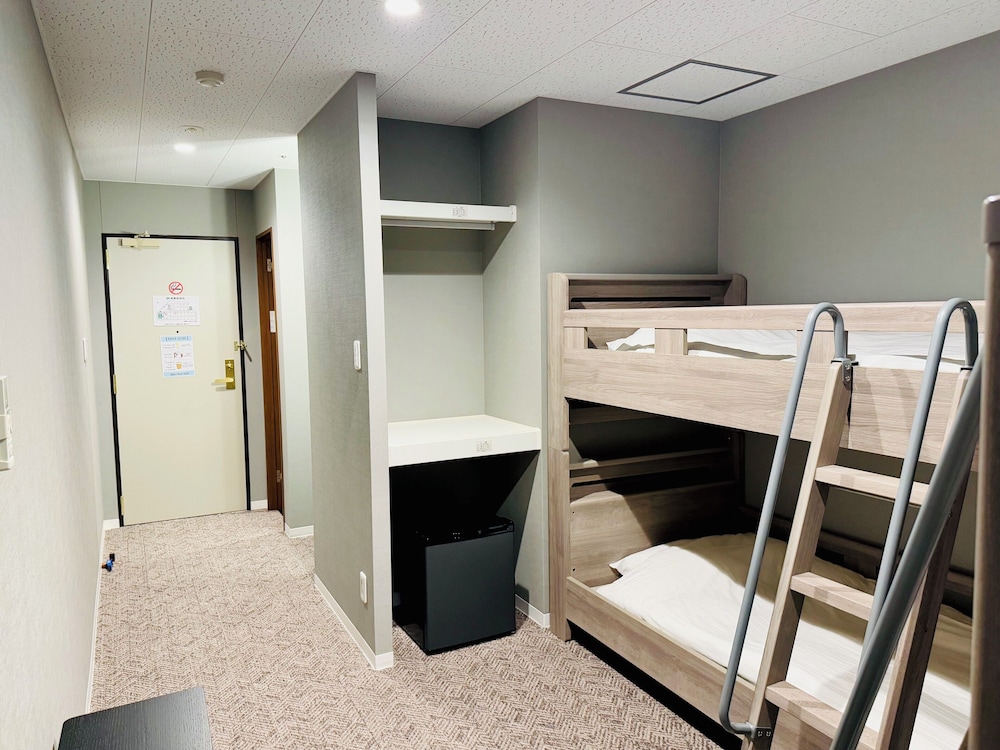 エコノミー トリプルルーム 客室3 | バンデホテル in なんば