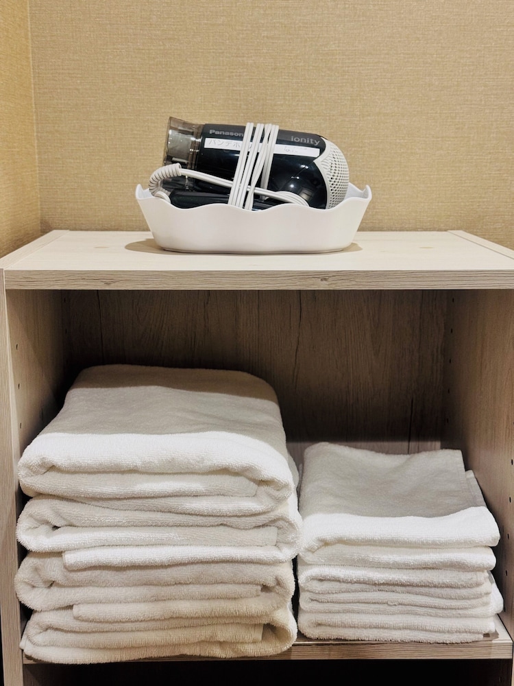 スタンダード 4 人部屋 バスルーム0 | バンデホテル in なんば