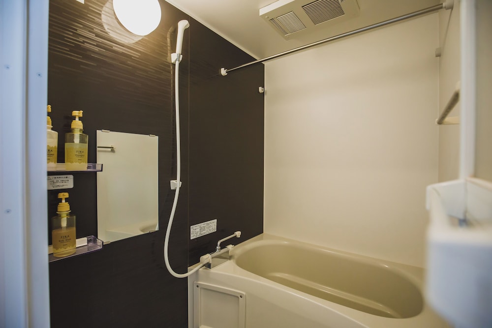 ベーシック アパートメント シティビュー バスルーム3 | Namba X