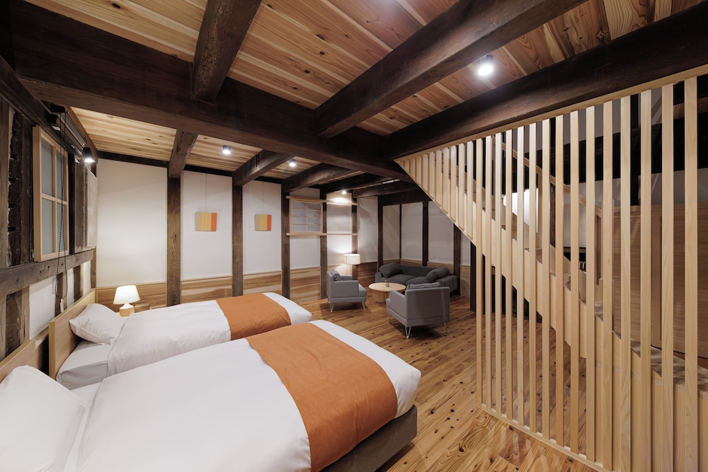デラックス 4 人部屋 | NIPPONIA HOTEL 伊勢河崎 商人町
