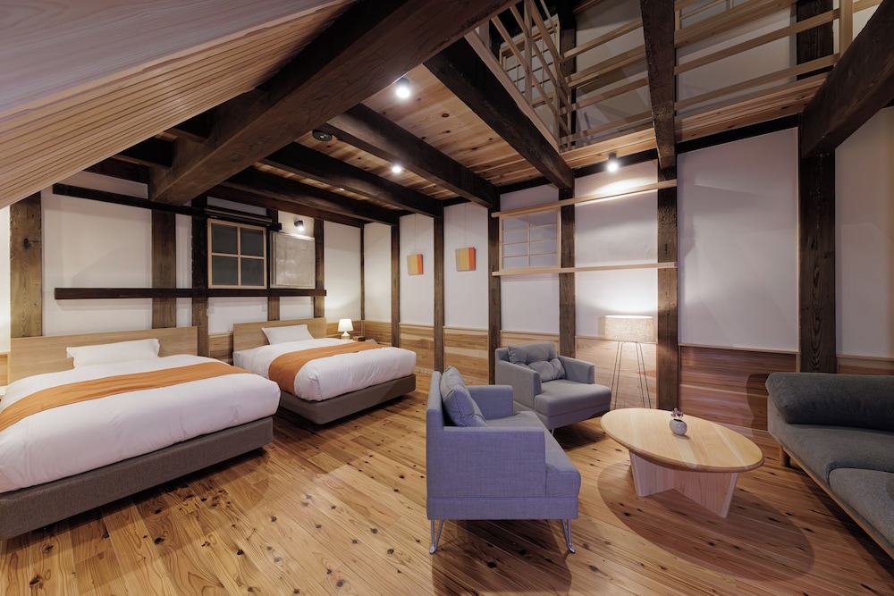 デラックス 4 人部屋 客室4 | NIPPONIA HOTEL 伊勢河崎 商人町