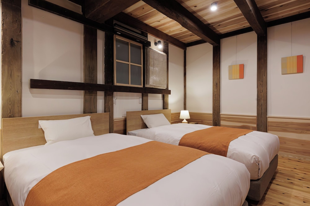 デラックス 4 人部屋 客室3 | NIPPONIA HOTEL 伊勢河崎 商人町