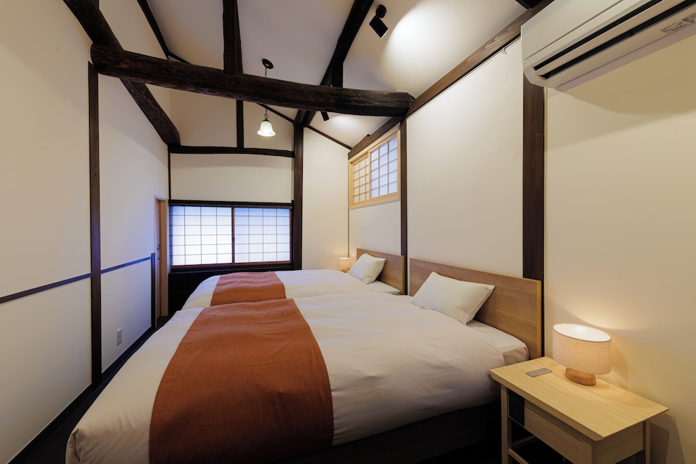 スタンダード 4 人部屋 客室1 | NIPPONIA HOTEL 伊勢河崎 商人町