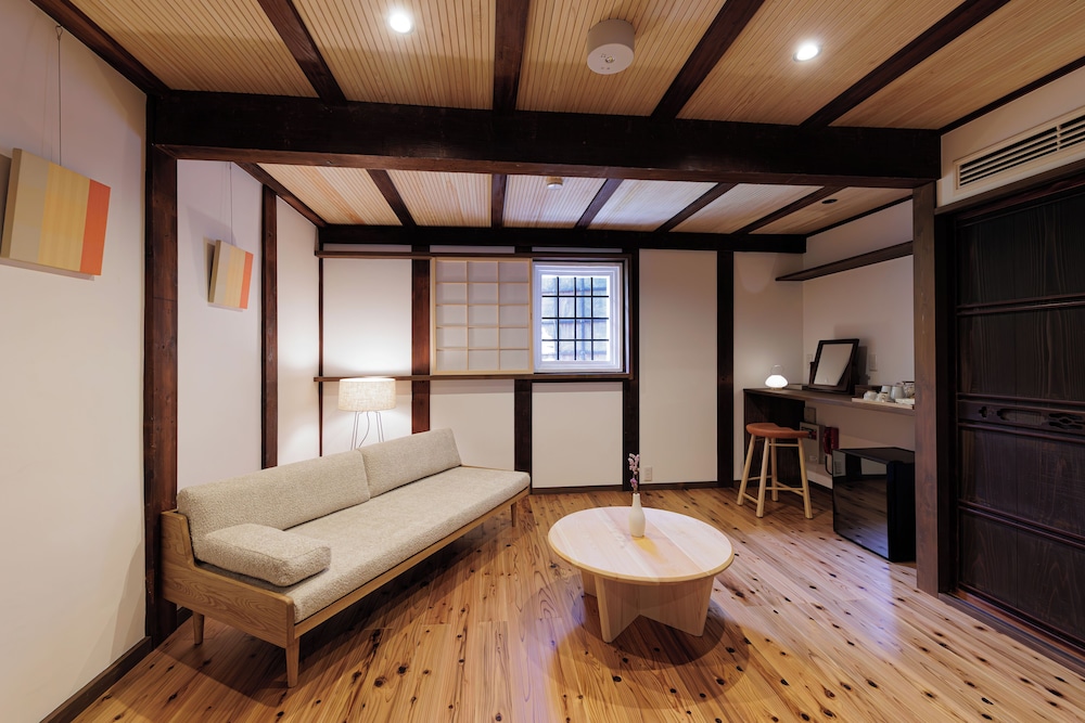 スタンダード ツインルーム 客室1 | NIPPONIA HOTEL 伊勢河崎 商人町