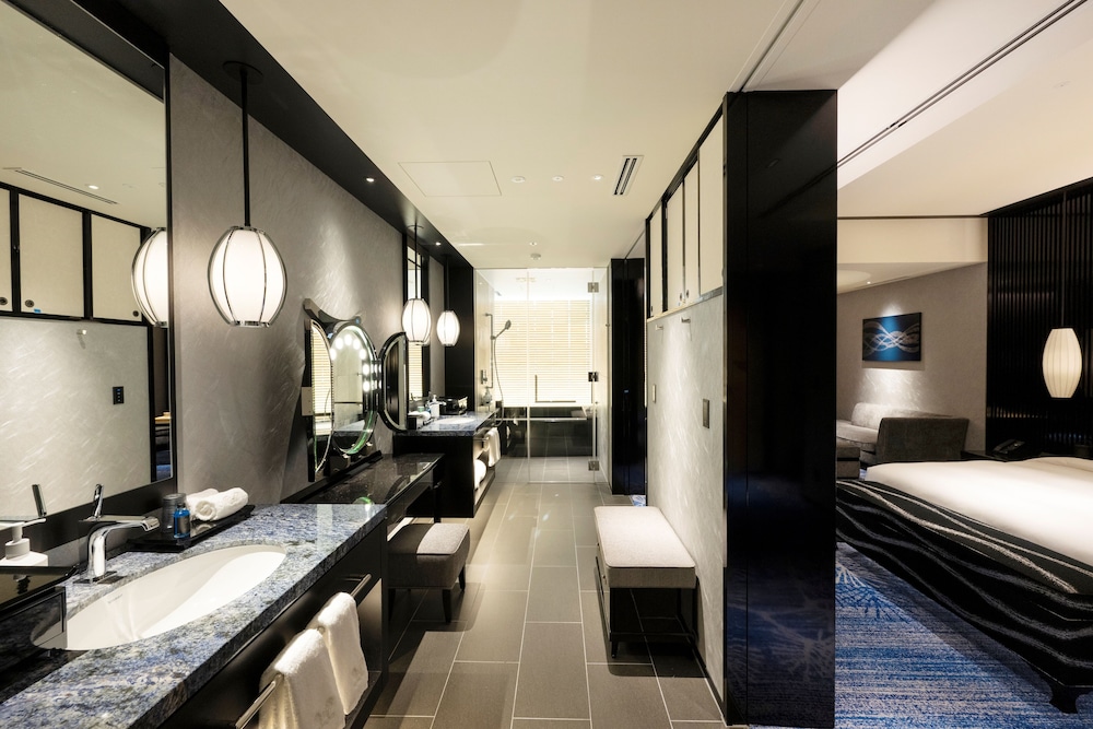 ラグジュアリー キャッスルビュー キング 禁煙 バスルーム1 | エスパシオ ナゴヤキャッスル