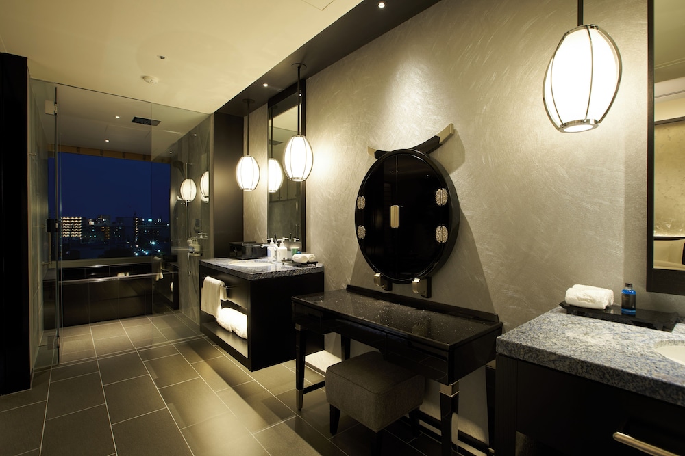 ラグジュアリー シティービュー キング 禁煙 バスルーム3 | エスパシオ ナゴヤキャッスル