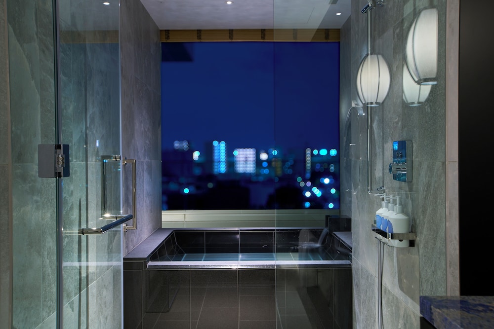 ラグジュアリー シティービュー キング 禁煙 バスルーム2 | エスパシオ ナゴヤキャッスル