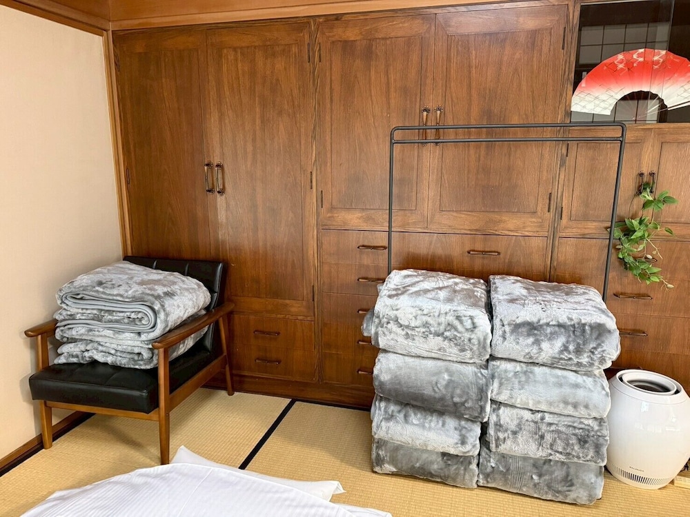 アパートメント バルコニー ガーデンビュー 客室1 | オールドガーデンハウス札幌平岸