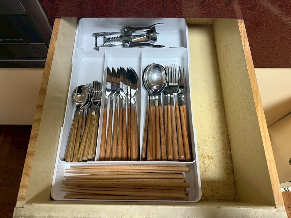 アパートメント バルコニー ガーデンビュー 専用キッチン3 | オールドガーデンハウス札幌平岸