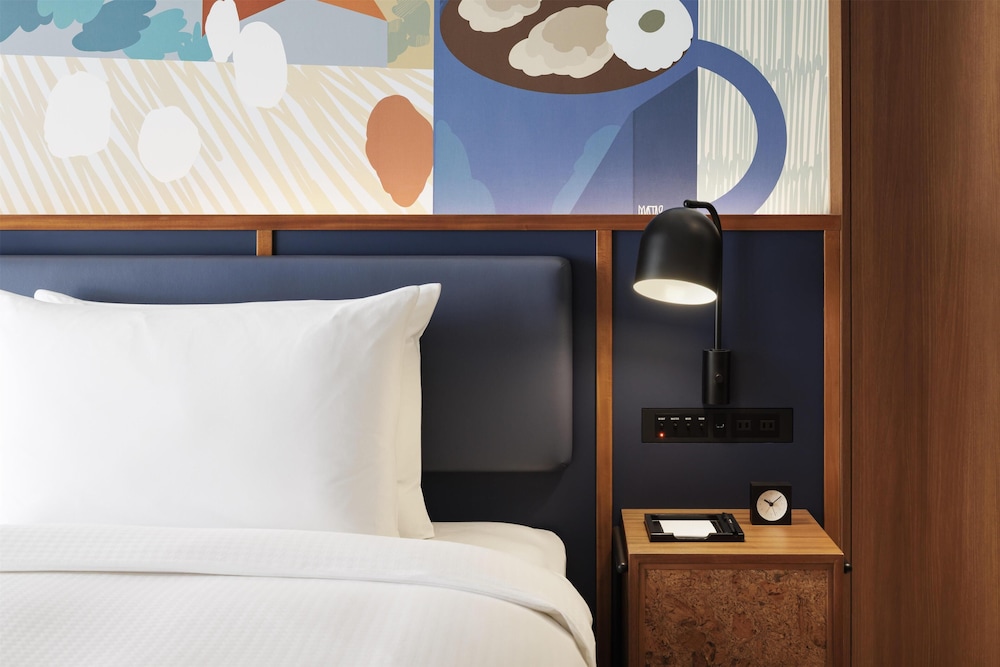 スイート キングベッド 1 台ソファーベッド付き 客室1 | キャプション by Hyatt 兜町 東京