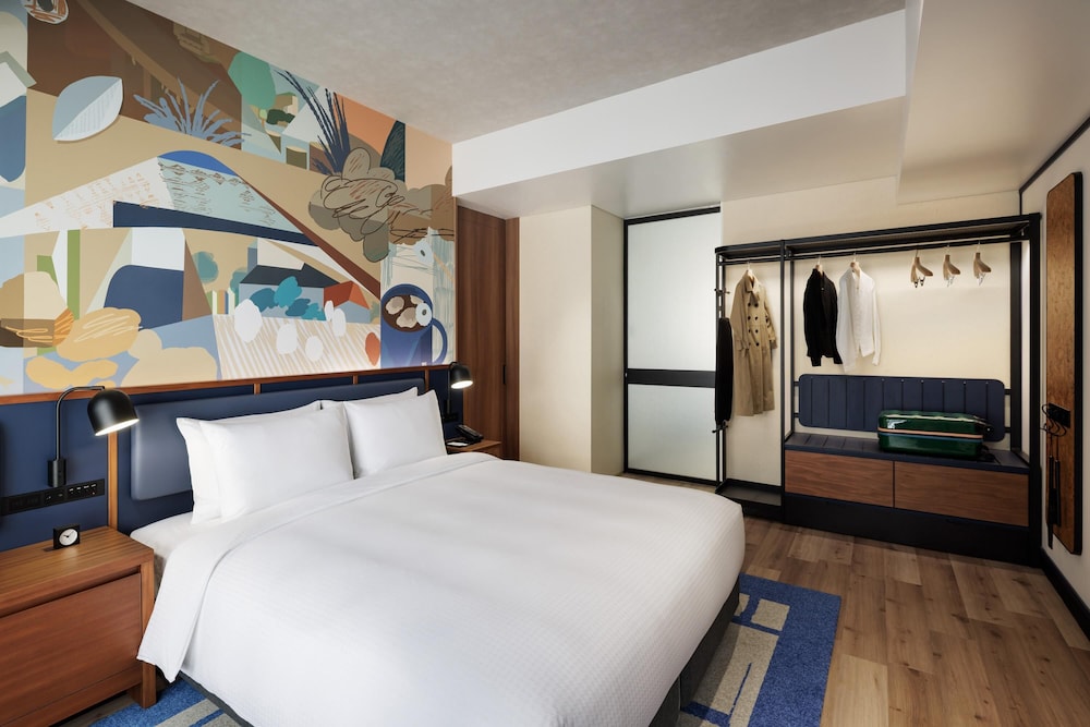 スイート キングベッド 1 台ソファーベッド付き 客室3 | キャプション by Hyatt 兜町 東京