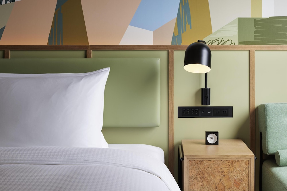 ルーム キングベッド 1 台 客室3 | キャプション by Hyatt 兜町 東京