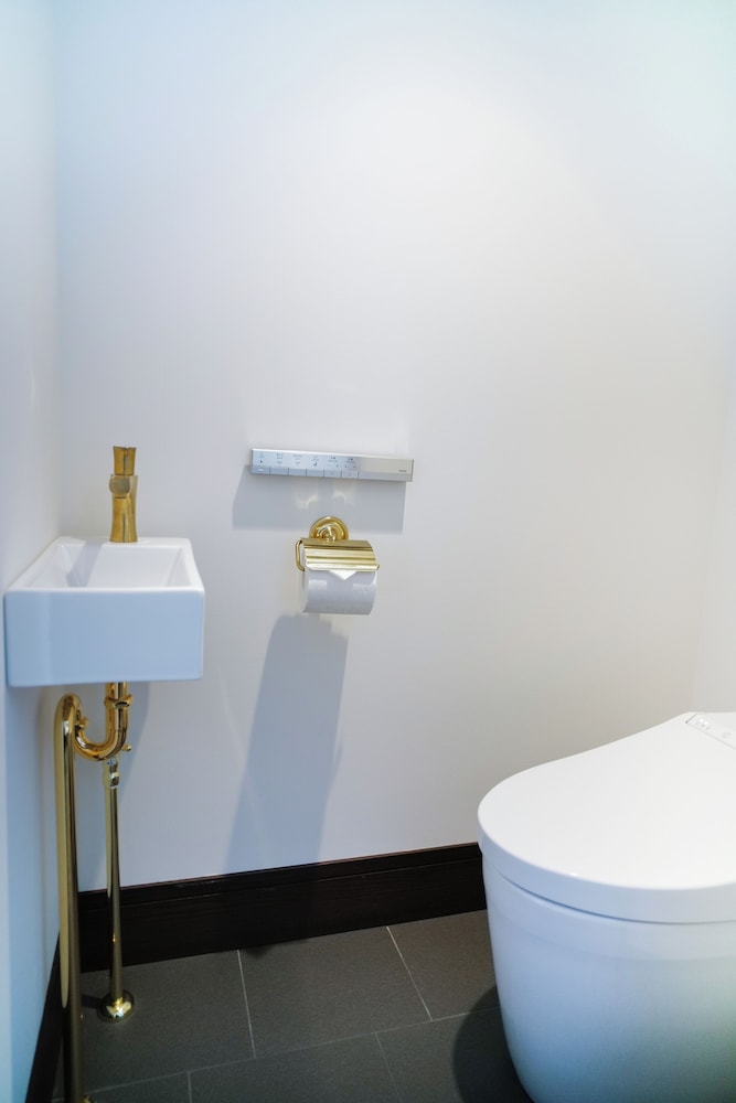 スタンダード ダブルルーム バスルーム2 | KIORI Exec Muromachi