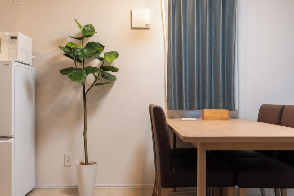 ルーム リビング エリア8 | LAKU HOTEL ASAKUSA