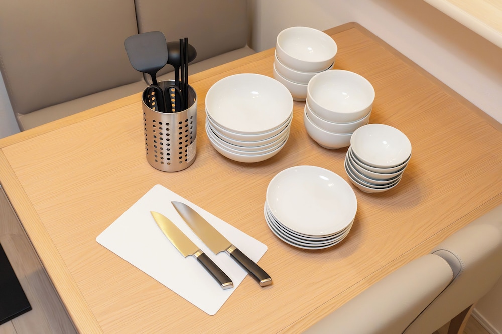 ベーシック ルーム 専用キッチン8 | LAKU HOTEL ASAKUSA