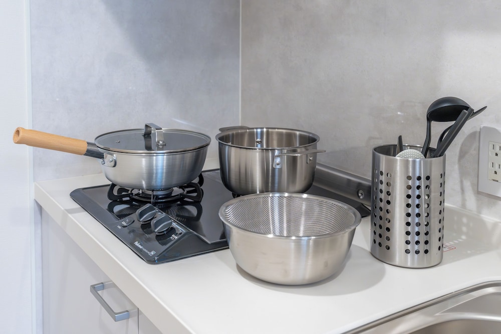 ベーシック ルーム 専用キッチン2 | LAKU HOTEL ASAKUSA