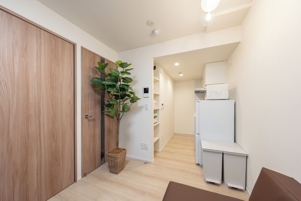 ベーシック ルーム 専用キッチン5 | LAKU HOTEL ASAKUSA