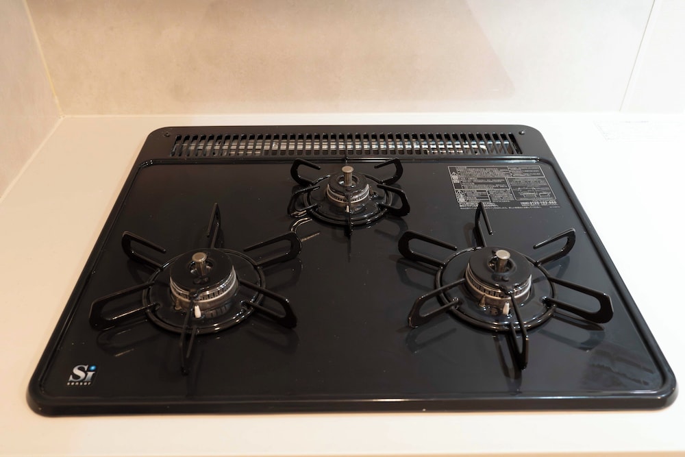 スイート 専用キッチン3 | LAKU HOTEL ASAKUSA