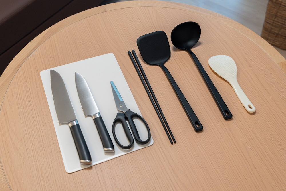 ベーシック ルーム 専用キッチン4 | LAKU HOTEL ASAKUSA