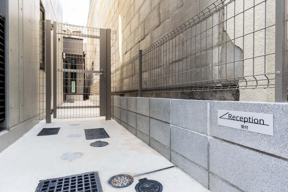 フロント1 | LAKU HOTEL ASAKUSA フロント1 | LAKU HOTEL ASAKUSA
