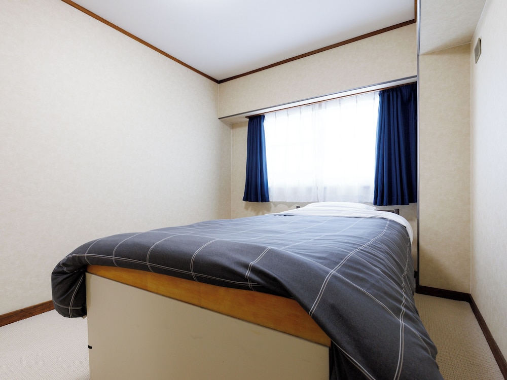 別館[禁煙]和洋室[バス,トイレ付] 客室12 | Tabist JKNツインホテル