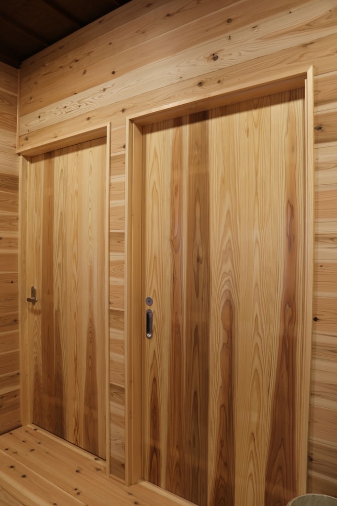 スタンダード ツインルーム マウンテンビュー | Riviera Iya Valley