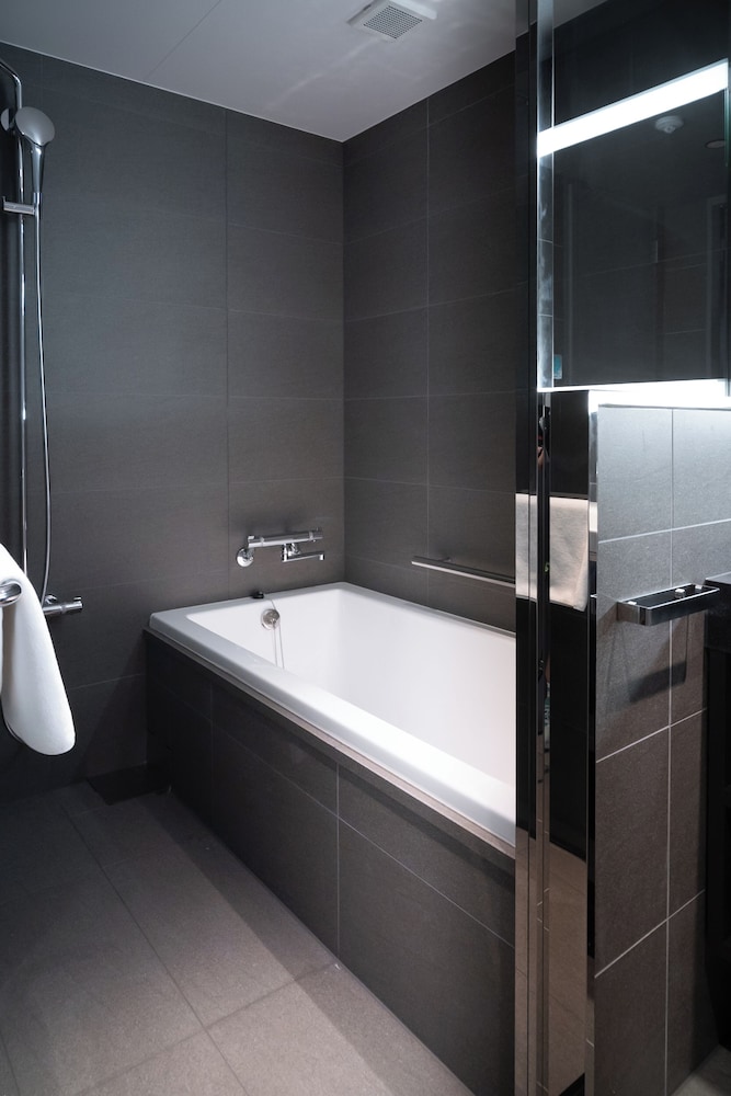 シグネチャー ダブルまたはツインルーム 客室8 | KIORI Hotel Higashino Toin