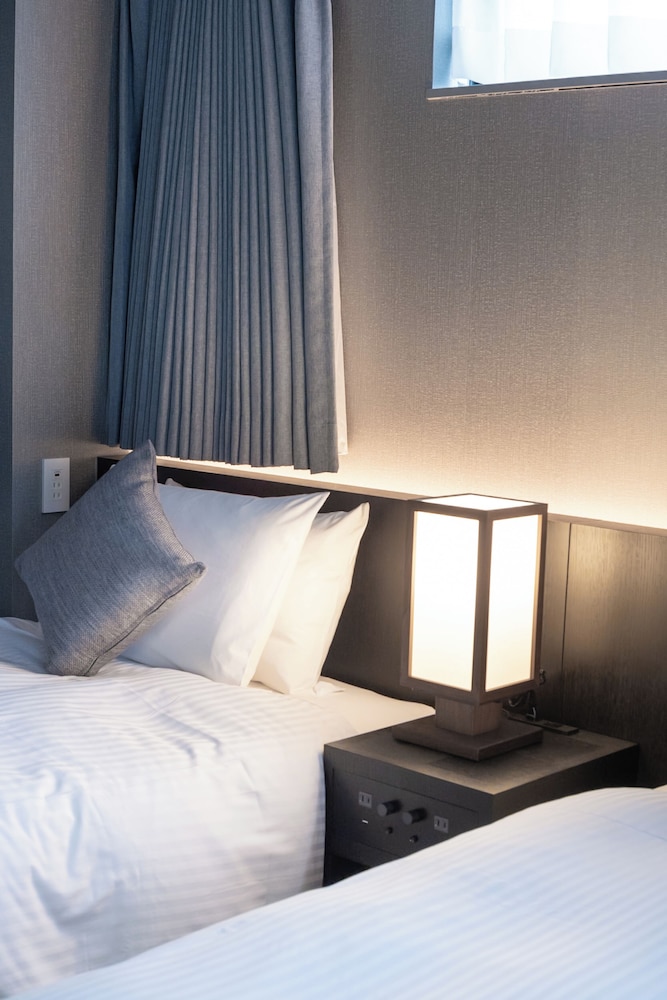 シグネチャー ダブルまたはツインルーム 客室9 | KIORI Hotel Higashino Toin