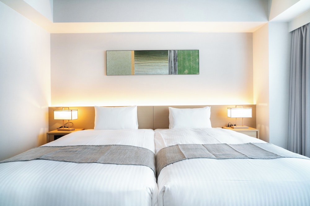 デラックス ダブルまたはツインルーム シティビュー 客室6 | KIORI Hotel Takakura