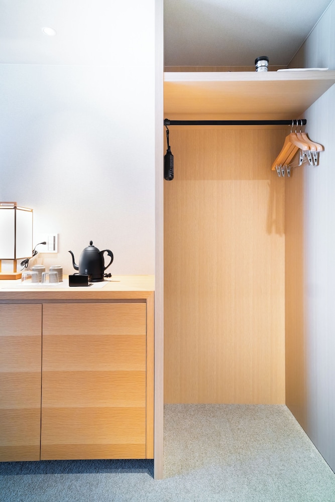 デラックス ダブルまたはツインルーム シティビュー 客室5 | KIORI Hotel Takakura