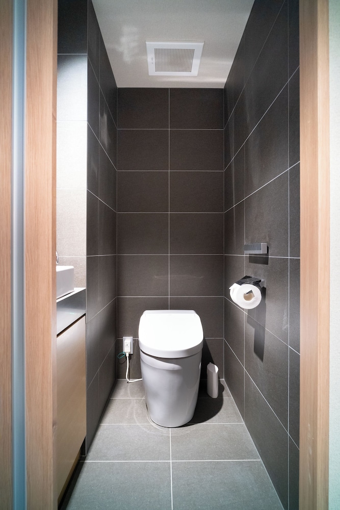 ファミリー スタジオスイート バスルーム2 | KIORI Hotel Takakura