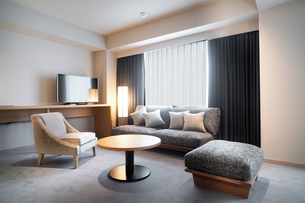 ファミリー スタジオスイート リビング エリア0 | KIORI Hotel Takakura