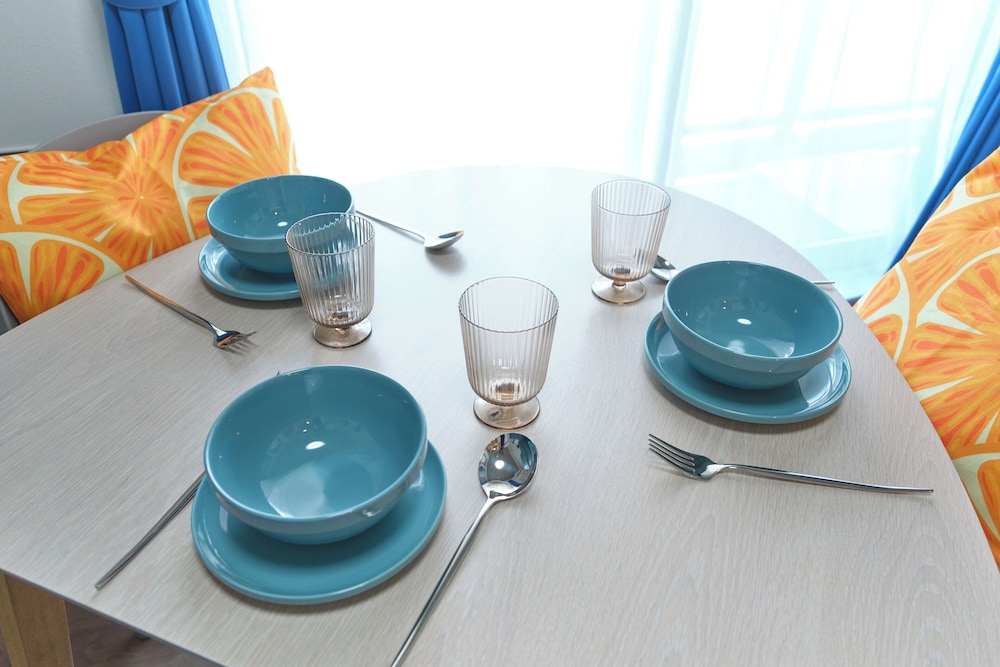 102 禁煙 客室1 | J-ARC 新宿