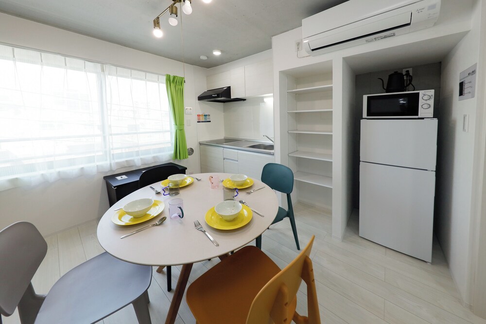 402 禁煙 リビング エリア2 | RECO 早稲田