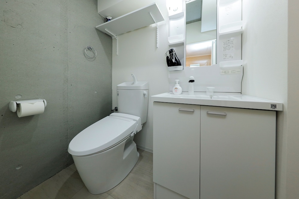 102 禁煙 客室の設備とサービス1 | RECO 早稲田