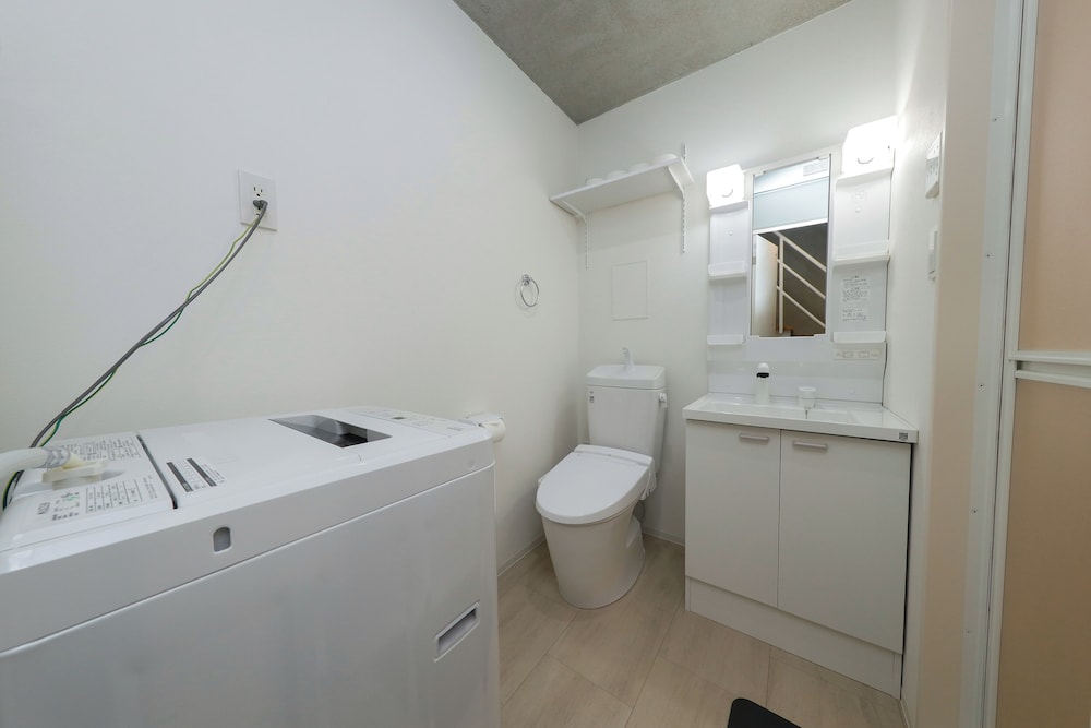 402 禁煙 バスルーム4 | RECO 早稲田