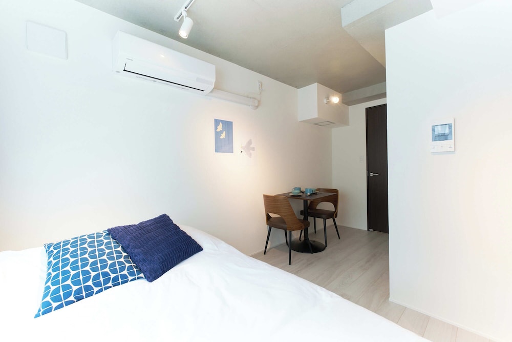 A-2(2p)禁煙 客室9 | ベリエ三軒茶屋 by Tranova