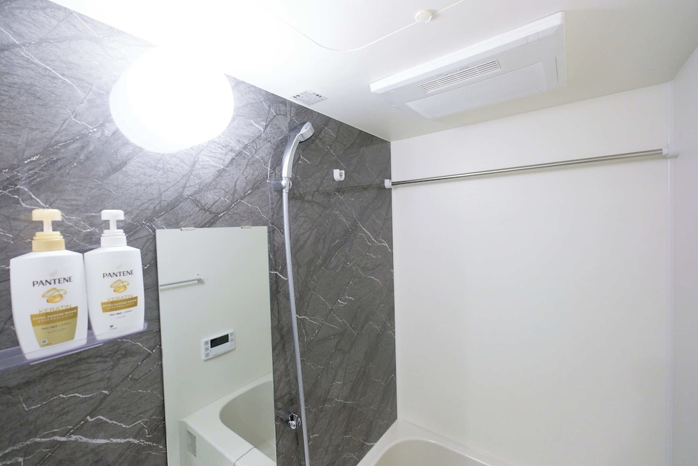 A-2(2p)禁煙 バスルーム3 | ベリエ三軒茶屋 by Tranova