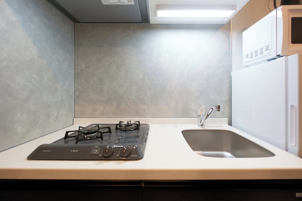 A-2(2p)禁煙 専用キッチン2 | ベリエ三軒茶屋 by Tranova